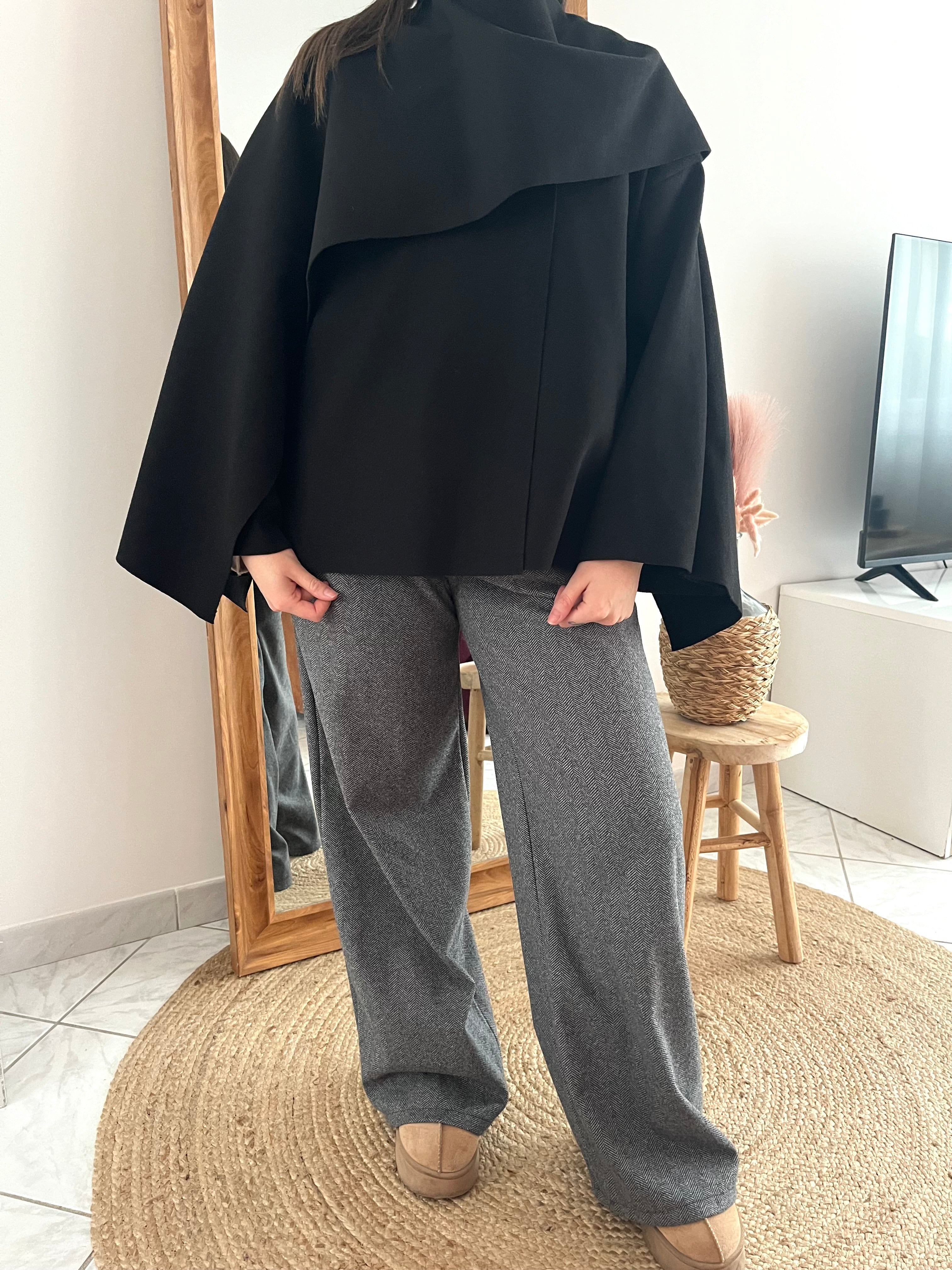 Cape avec écharpe intégré noir